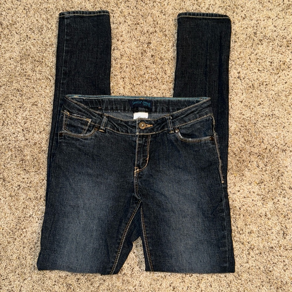 Teen Levi’s skinny jeans
